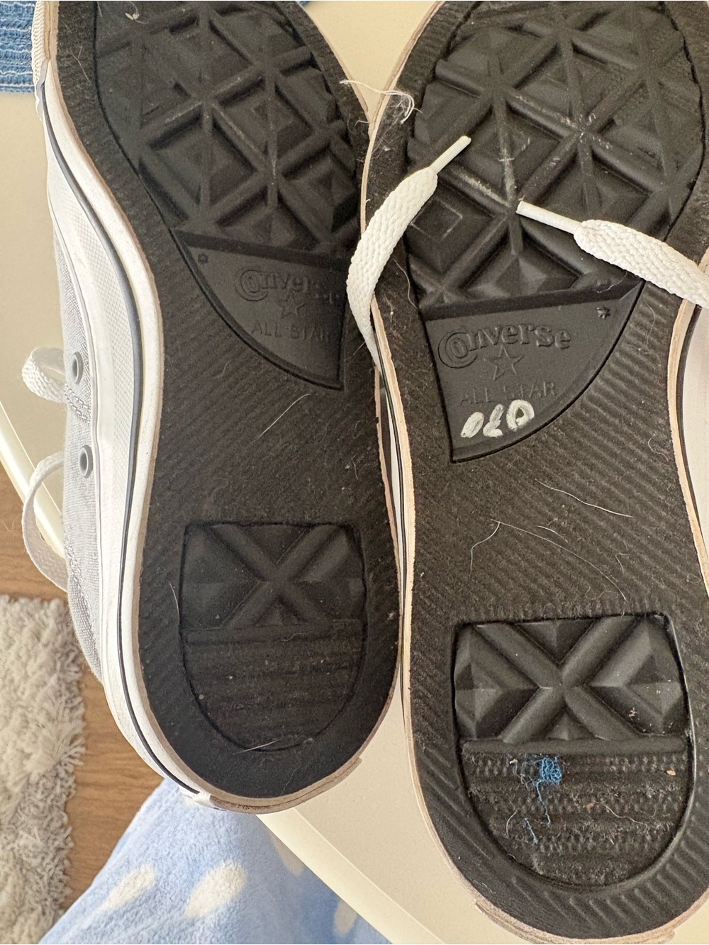 Converse low top sneakers - Picture 3 of 6